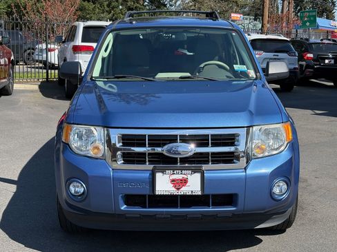Used 2009 Ford Escape XLT image 2