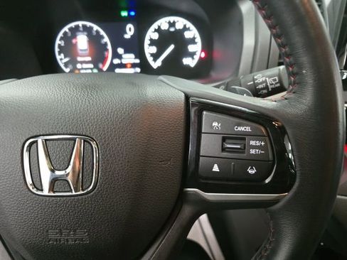Used 2025 Honda Odyssey Sport-L image 24