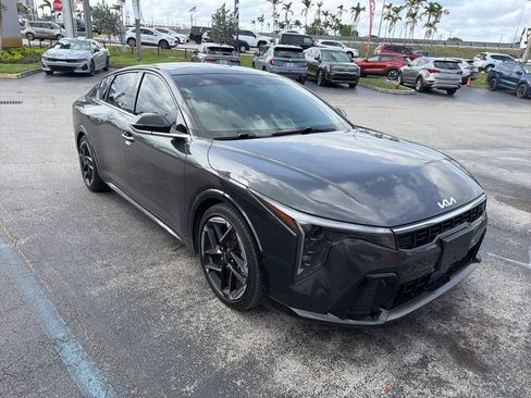 Used 2025 Kia K4 GT-Line w/ GT-Line Premium Package FWD image 3