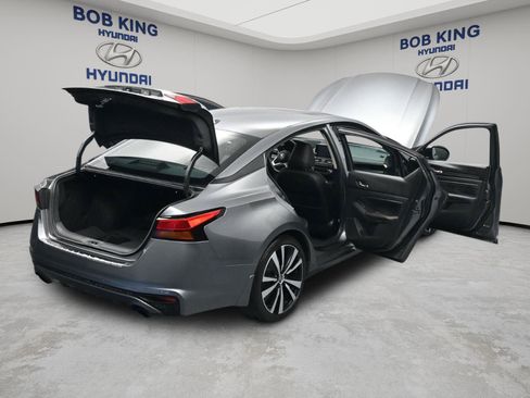 Used 2021 Nissan Altima 2.0 SR image 17