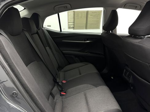 Used 2025 Toyota Camry LE FWD image 28