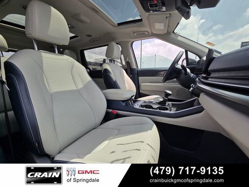 Used 2026 Kia Carnival SX Prestige FWD image 31