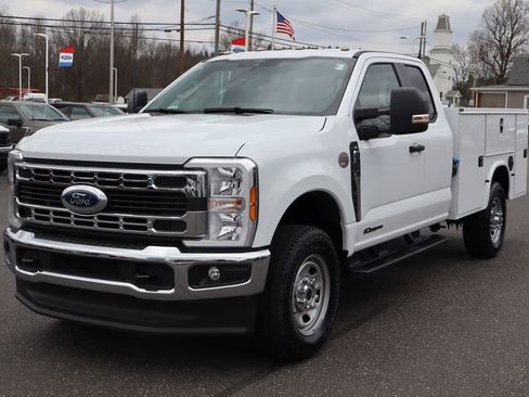 New 2026 Ford F350 XL w/ XL Chrome Package AWD/4WD image 13