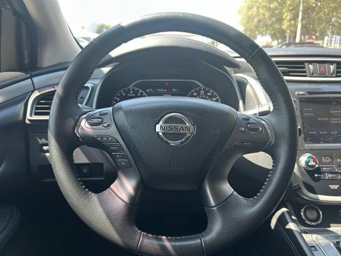 Used 2020 Nissan Murano SV AWD/4WD image 19