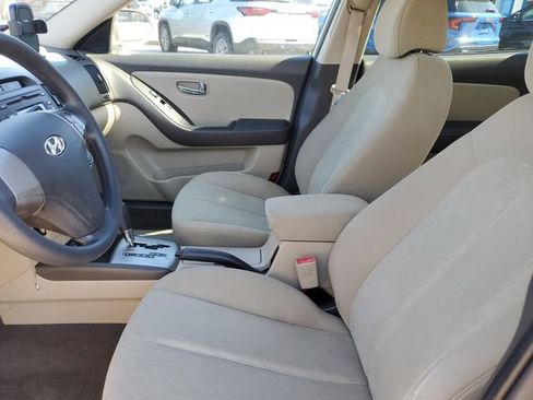 Used 2010 Hyundai Elantra GLS image 13