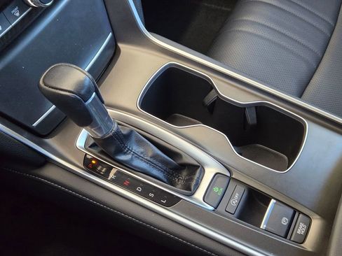 Used 2022 Honda Accord EX-L image 18