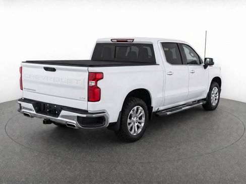 Used 2024 Chevrolet Silverado 1500 LTZ AWD/4WD image 4