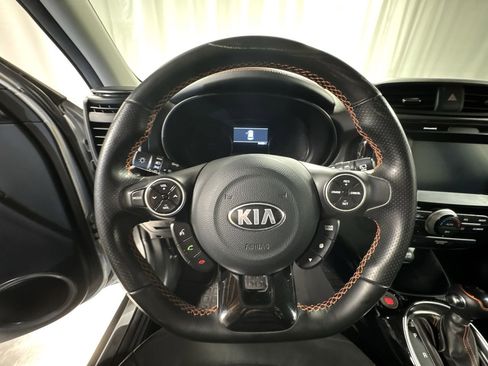Used 2018 Kia Soul ! image 22