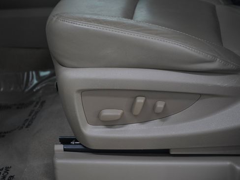 Used 2020 Chevrolet Tahoe LT AWD/4WD image 25