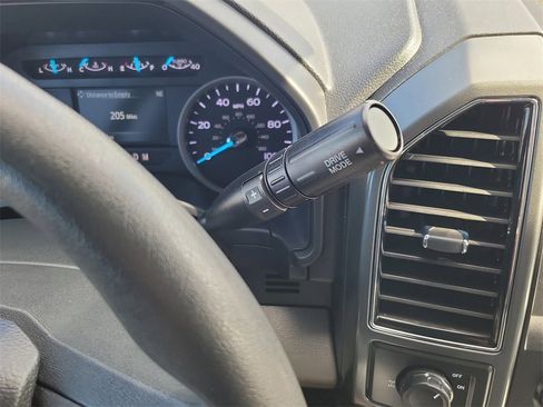 Used 2022 Ford F250 XLT w/ XLT Premium Package image 33