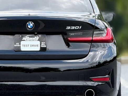 Used 2019 BMW 330i Sedan w/ Convenience Package RWD image 17