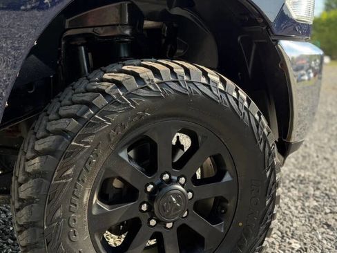 Used 2014 RAM 2500 SLT w/ Luxury Group AWD/4WD image 11