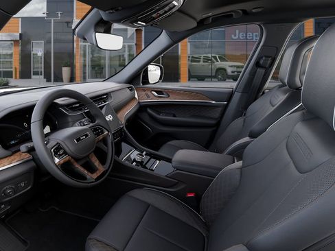 New 2025 Jeep Grand Cherokee L Summit w/ Obsidian Package AWD/4WD image 22