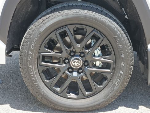 New 2026 Toyota Tundra Limited RWD image 32