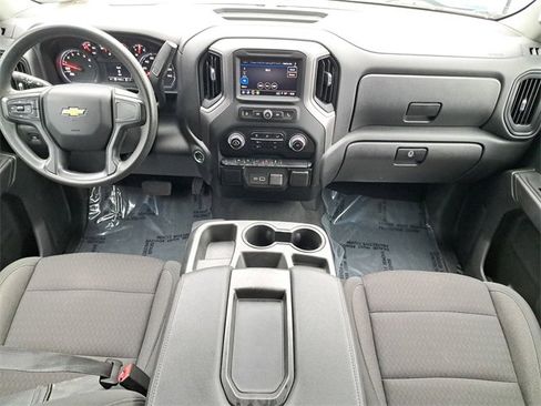 Used 2022 Chevrolet Silverado 1500 Custom image 14