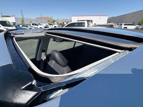 Used 2025 Subaru Legacy Limited AWD/4WD image 23