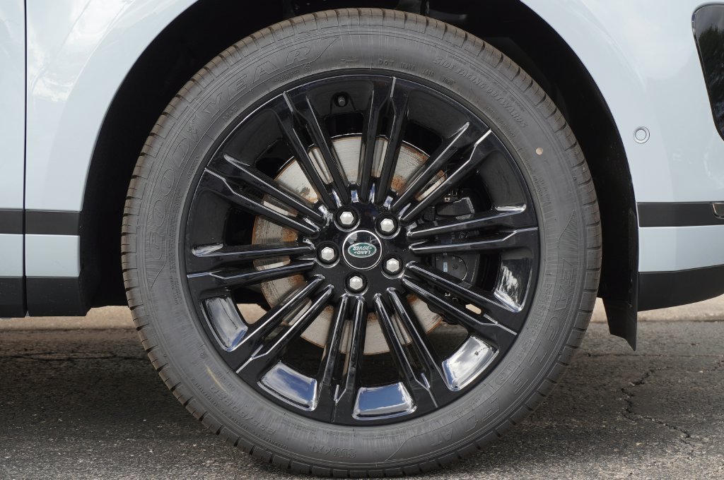 New 2026 Land Rover Range Rover Evoque S AWD/4WD image 8