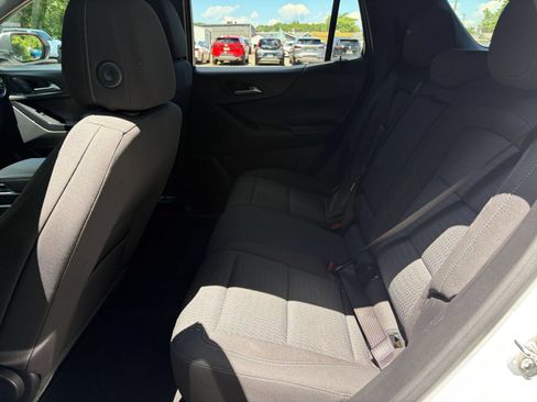 Used 2025 Chevrolet Equinox LT FWD image 25