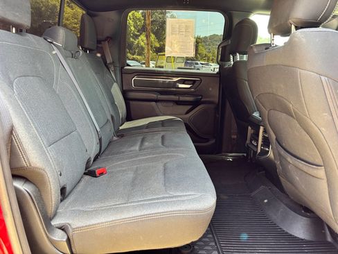 Used 2019 RAM 1500 Big Horn AWD/4WD image 12
