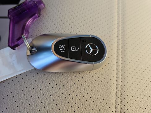 Certified 2025 Mercedes-Benz C 300 Sedan image 38