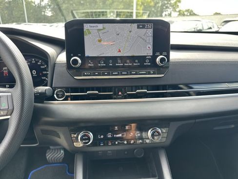 Used 2023 Mitsubishi Outlander SEL image 34