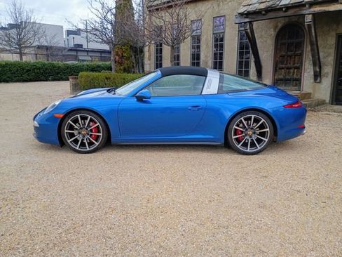 Used 2015 Porsche 911 Targa 4S image 19