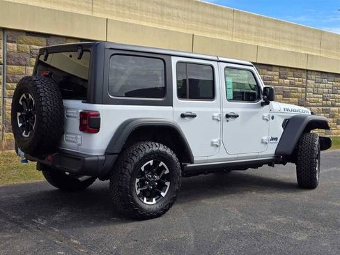 Used 2024 Jeep Wrangler Unlimited Rubicon 4xe AWD/4WD image 11