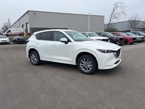 New 2025 MAZDA CX-5 AWD 2.5 S w/ Select Package image 3