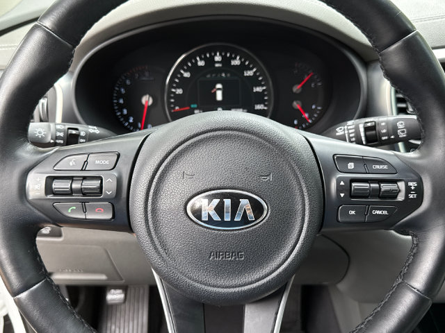 Used 2016 Kia Sorento SX AWD/4WD image 10