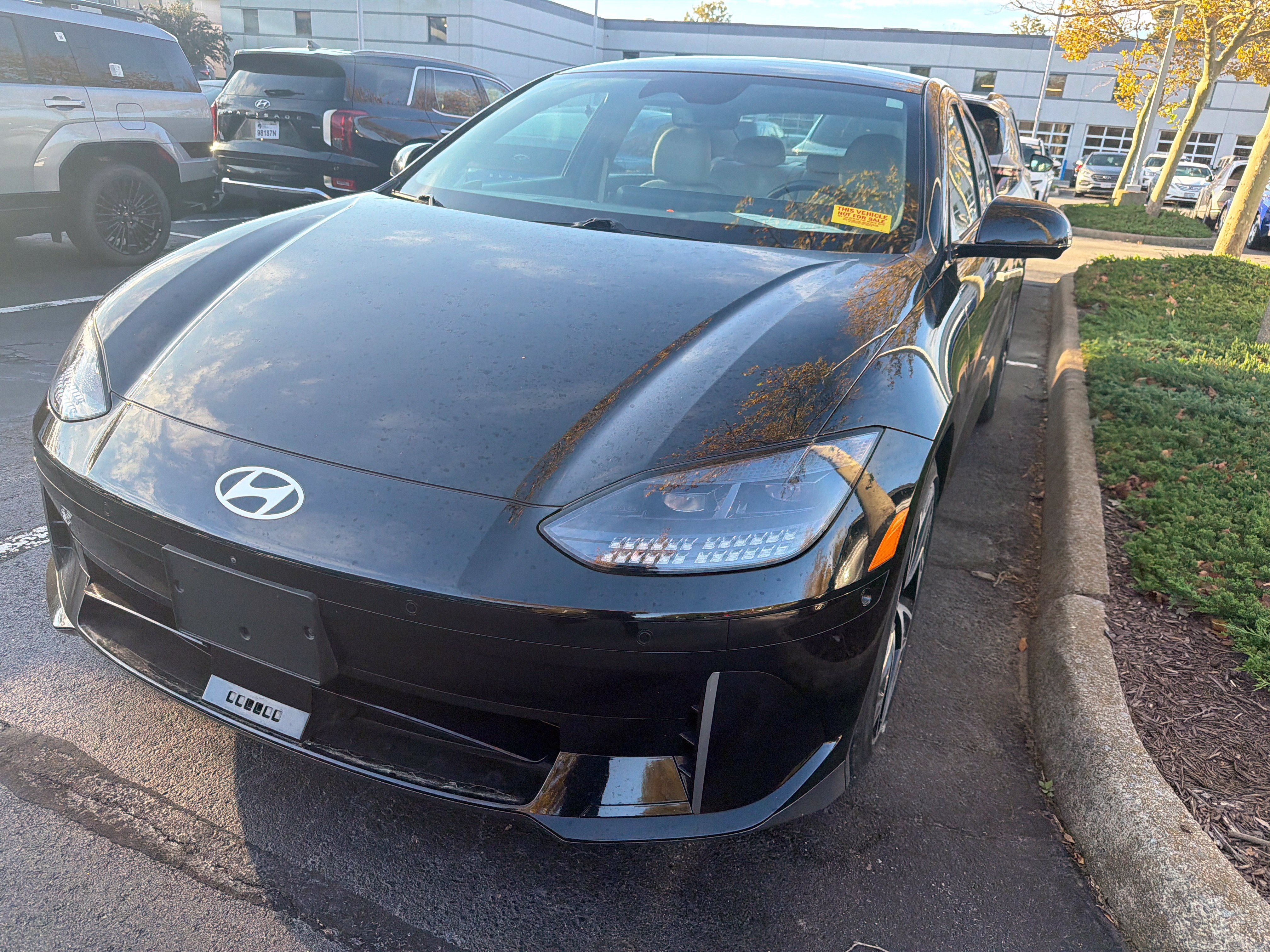 Used 2023 Hyundai Ioniq 6 Limited RWD image 4