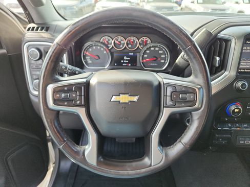Used 2020 Chevrolet Silverado 1500 LT w/ Texas Edition image 14