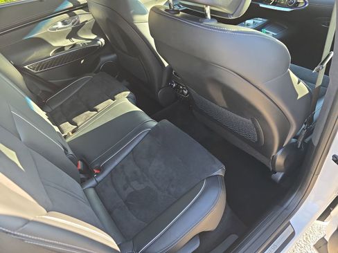 Used 2022 Genesis GV70 3.5T Sport w/ Sport Prestige Package image 12