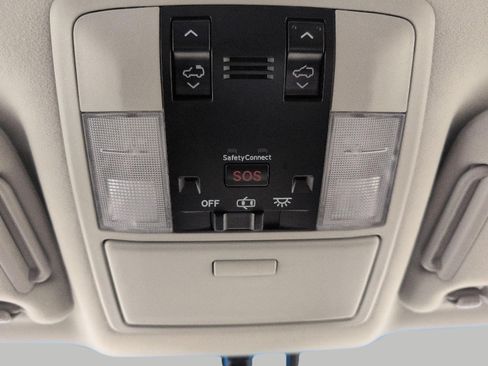 Used 2018 Lexus GX 460 Premium w/ Premium Package AWD/4WD image 18