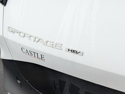 New 2027 Kia Sportage LX FWD image 15