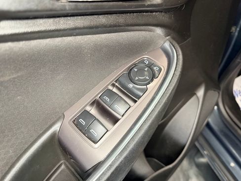 Used 2019 Chevrolet Malibu LT FWD image 16