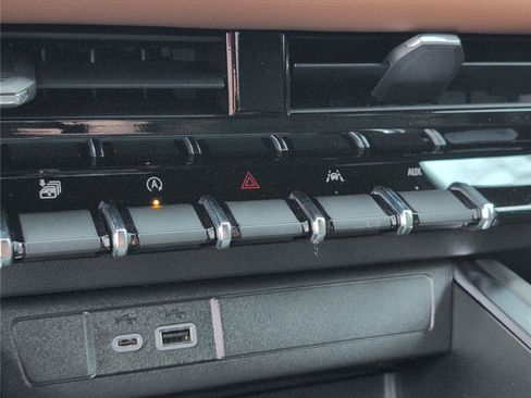 New 2026 GMC Canyon AT4 w/ Nightfall Essentials Package image 39