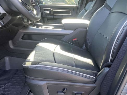 New 2026 RAM 3500 Laramie AWD/4WD image 10