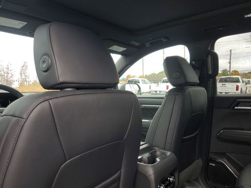 New 2026 GMC Acadia Elevation w/ Elevation Premium Package image 8