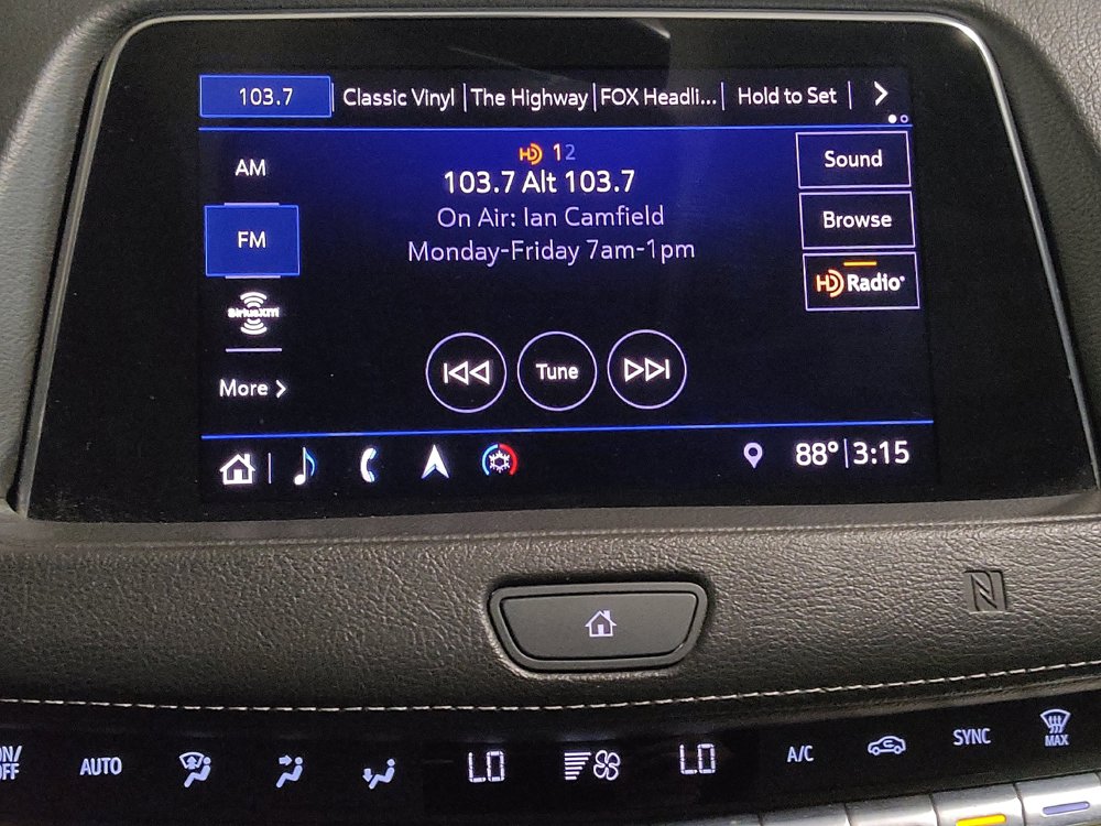 Used 2019 Cadillac XT4 Luxury FWD image 25