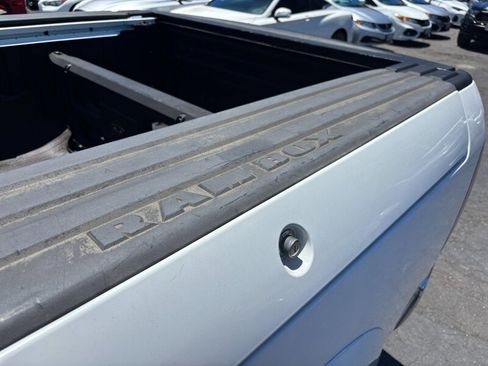 Used 2014 RAM 1500 Laramie AWD/4WD image 16