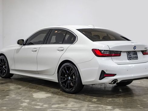 Used 2020 BMW 330i Sedan w/ Convenience Package RWD image 12