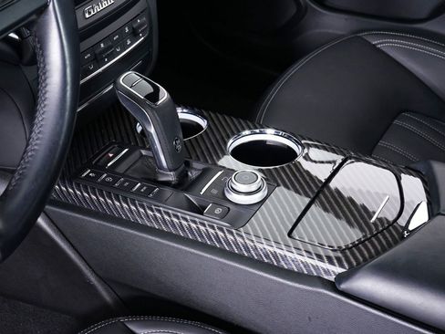 Used 2019 Maserati Ghibli S GranLusso image 26