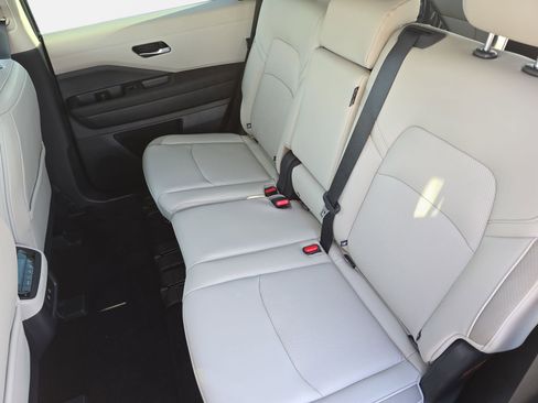 New 2026 Nissan Pathfinder SL AWD/4WD image 14
