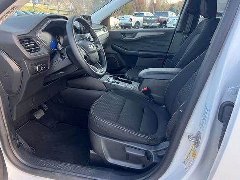 Used 2025 Ford Escape Active image 23