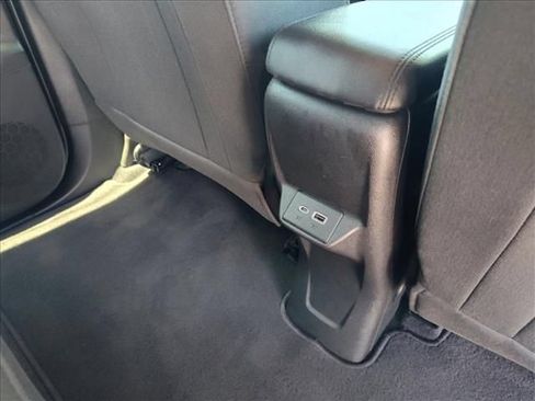 Certified 2023 Chevrolet Bolt EUV LT FWD image 12