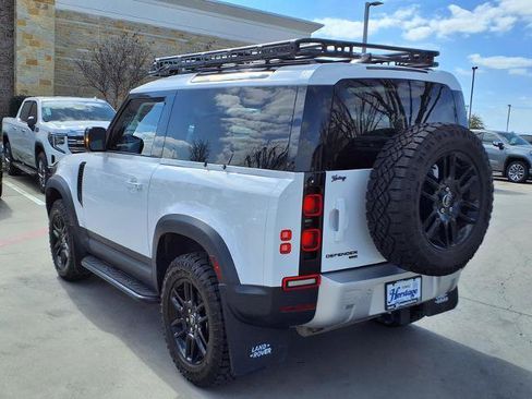 Used 2023 Land Rover Defender 90 SE image 26