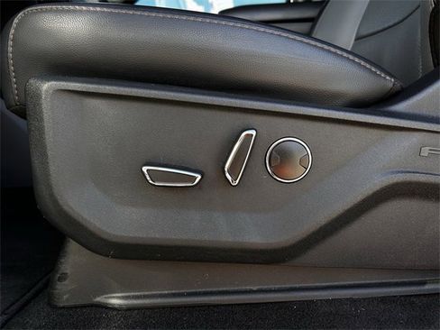 Used 2024 Ford F150 Lightning Lariat image 28