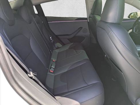 Used 2025 Tesla Model 3 Long Range RWD image 20