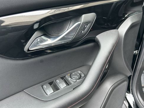 Used 2025 Chevrolet Blazer RS image 18