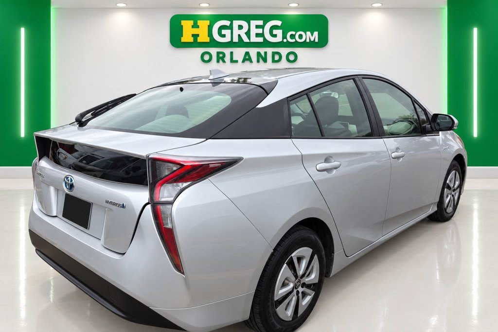 Used 2017 Toyota Prius Three FWD image 6